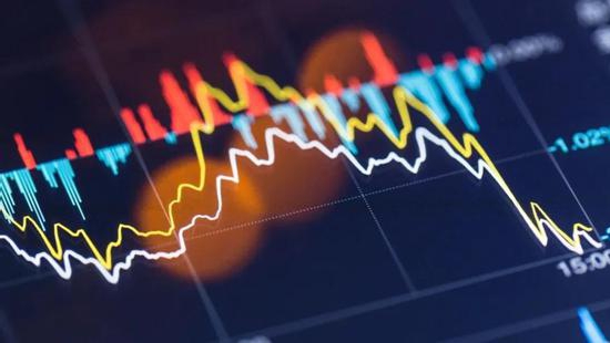 华夏华润商业REIT中期收入约2.74亿元，上半年青岛万象城客流增长10%